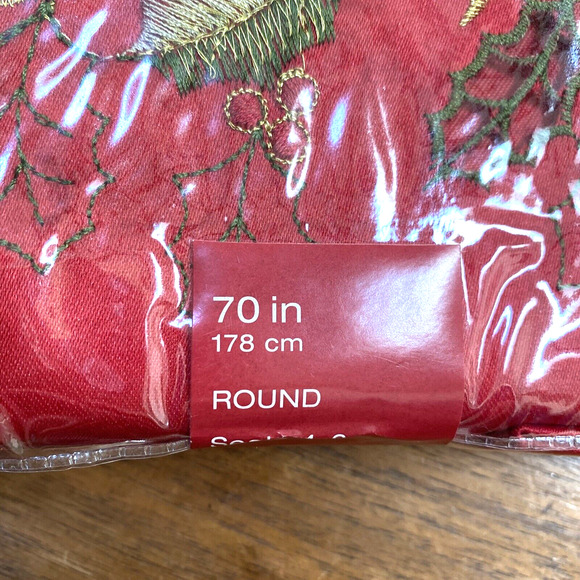 NEW Embroidered Christmas Holiday Tablecloth Red Holly Cutwork Festive 70” Round - Picture 4 of 8